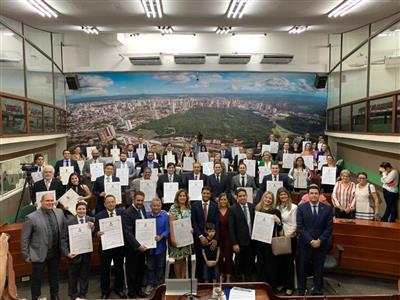 Foto da Notícia: Advogadas e advogados são homenageados na Câmara de Cuiabá