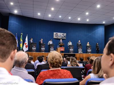 Foto da Notícia: OAB-MT promove debate entre candidatos ao Governo