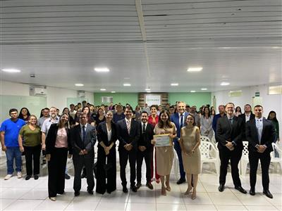 Foto da Notícia: Presidente Gisela Cardoso ministra aula magna em Jaciara